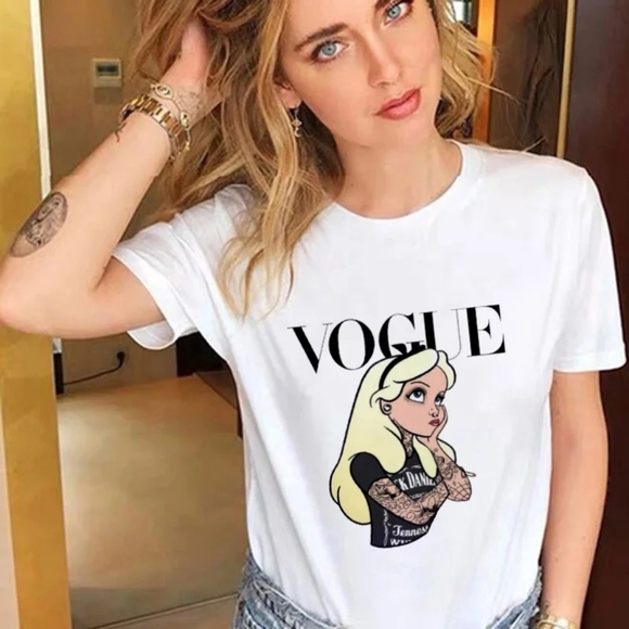 Tops - Disney princess graphic t-shirt. Size L